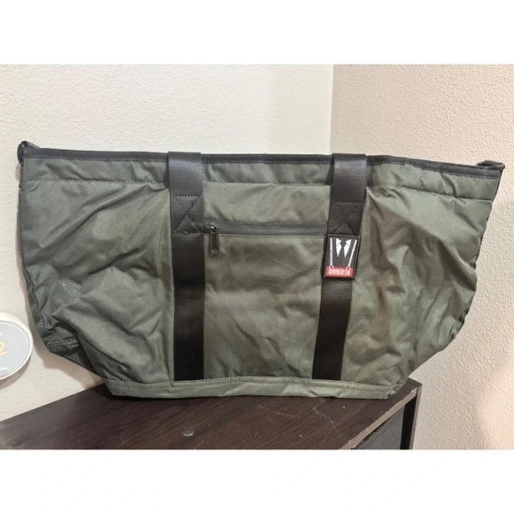 The Convoy Smell Proof Tote with Lock From‎ Dime Bags-Green NWT